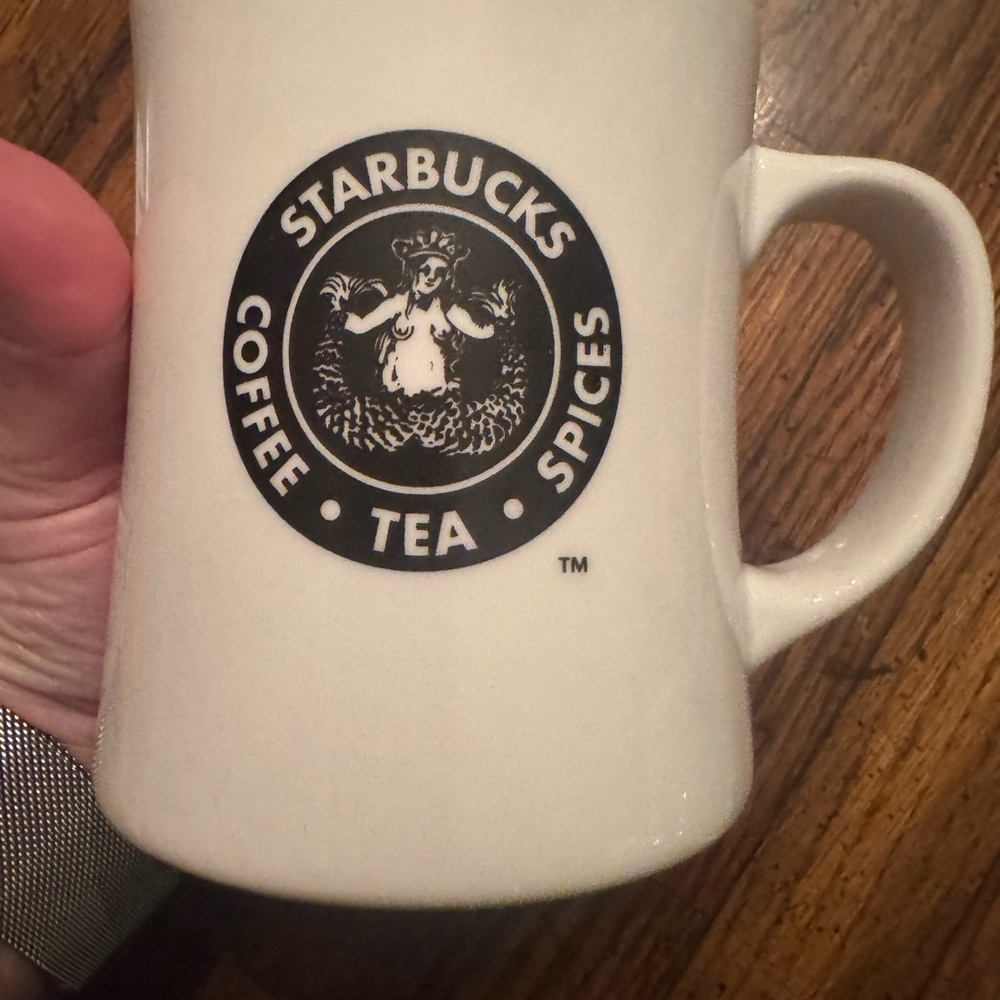 Vintage Starbucks Green and White Pikes Place mug